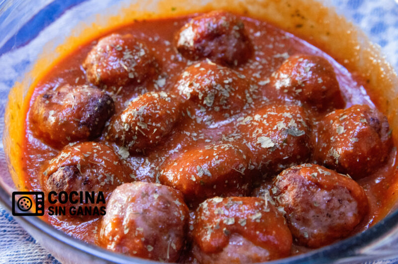 Albóndigas en salsa de tomate
