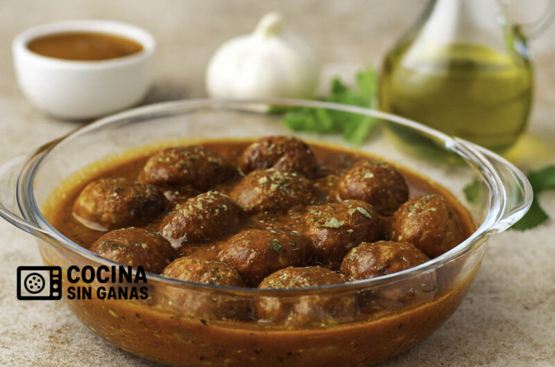 Albóndigas en salsa de tomate