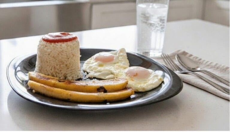 Arroz a la cubana flash