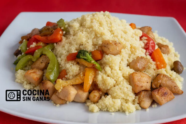 Cuscús con pollo y verduras
